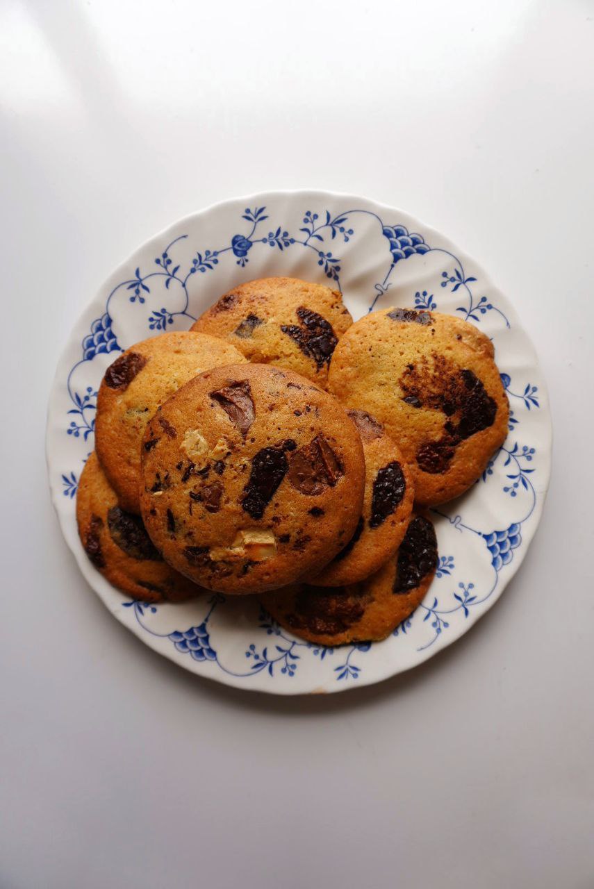 Cookies de tres chocolates receta fácil